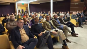 Participantes sentados durante la Jornada Institucional del Agro en Entre Ríos, con autoridades y referentes del sector agroindustrial