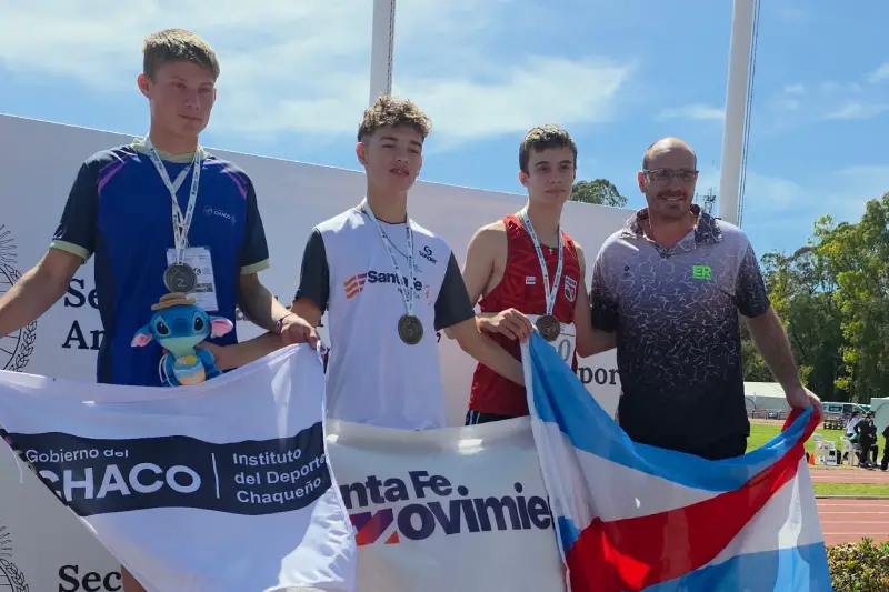 Delegación de jóvenes entrerrianos en los Juegos Nacionales Evita 2025 en Mar del Plata