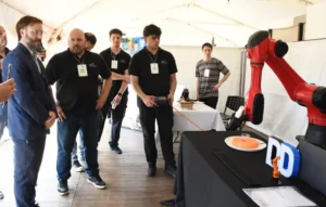 Expo Concordia Produce 2025 impulsa la unión entre Estado, empresas y universidades para potenciar el desarrollo productivo y académico de la región.