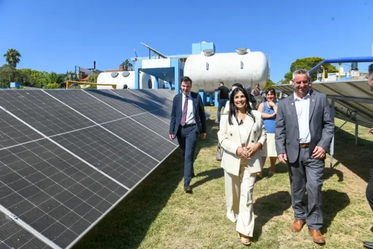 Parque de energía solar fotovoltaica en Colón