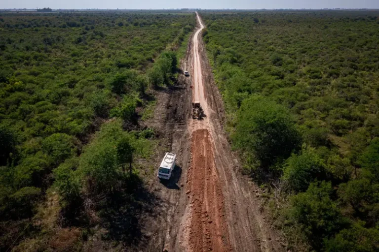 Trabajos de conservación en caminos rurales de Villaguay