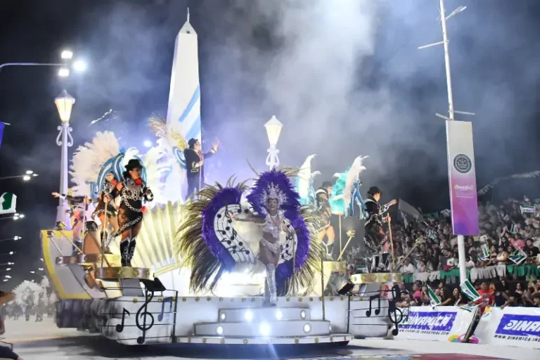 Carro de comparsa Emperatriz, edición de carnaval 2026