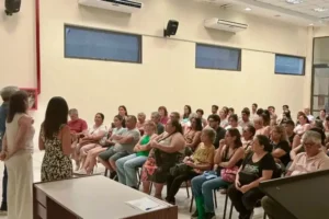 Encuentro del Municipio con emprendedores de ferias en Concordia