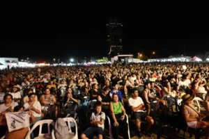 Publico multitud en Fiesta Nacional del Chamamé en Federal