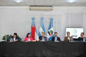 El gobernador de Entre Ríos Rogelio Frigerio reunido con Intendentes y vecinalistas en Casa de Goberno