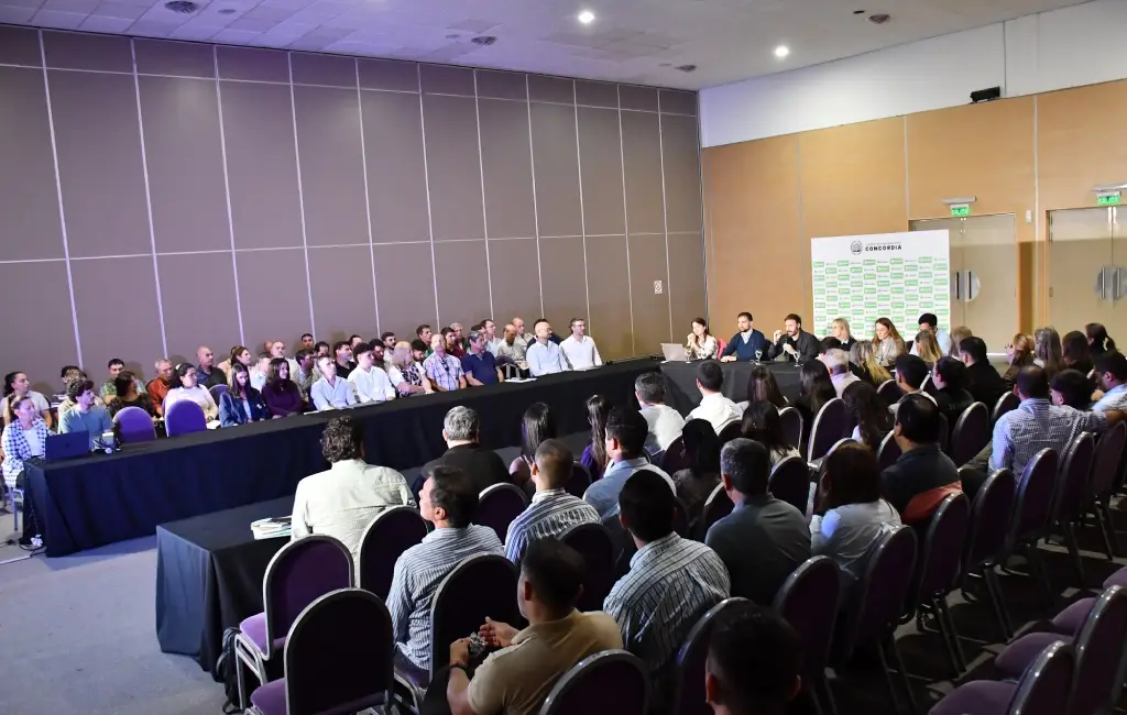 Gabinete de la Municipalidad de Concordia reunidos para planificación
