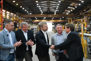 Rogelio Frigerio entrega el RINI a Metalúrgica Hermann en Gualeguaychú